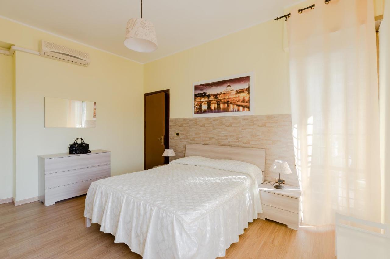 Le Rondini Apartment, 5 Persone, 2 Balconi, Policlinico Tor Vergata E Casilino 로마 외부 사진